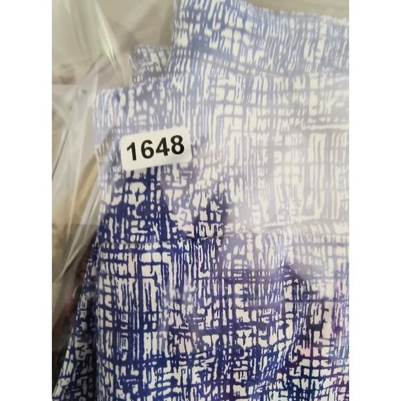 Chico's Brigitte Slim Ankle Pants Women's Sz 4 Blue Grid Print Slimming Pull on - Picture 13 of 13